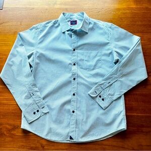 UNTUCKit Blue and White Button Down Shirt - Large